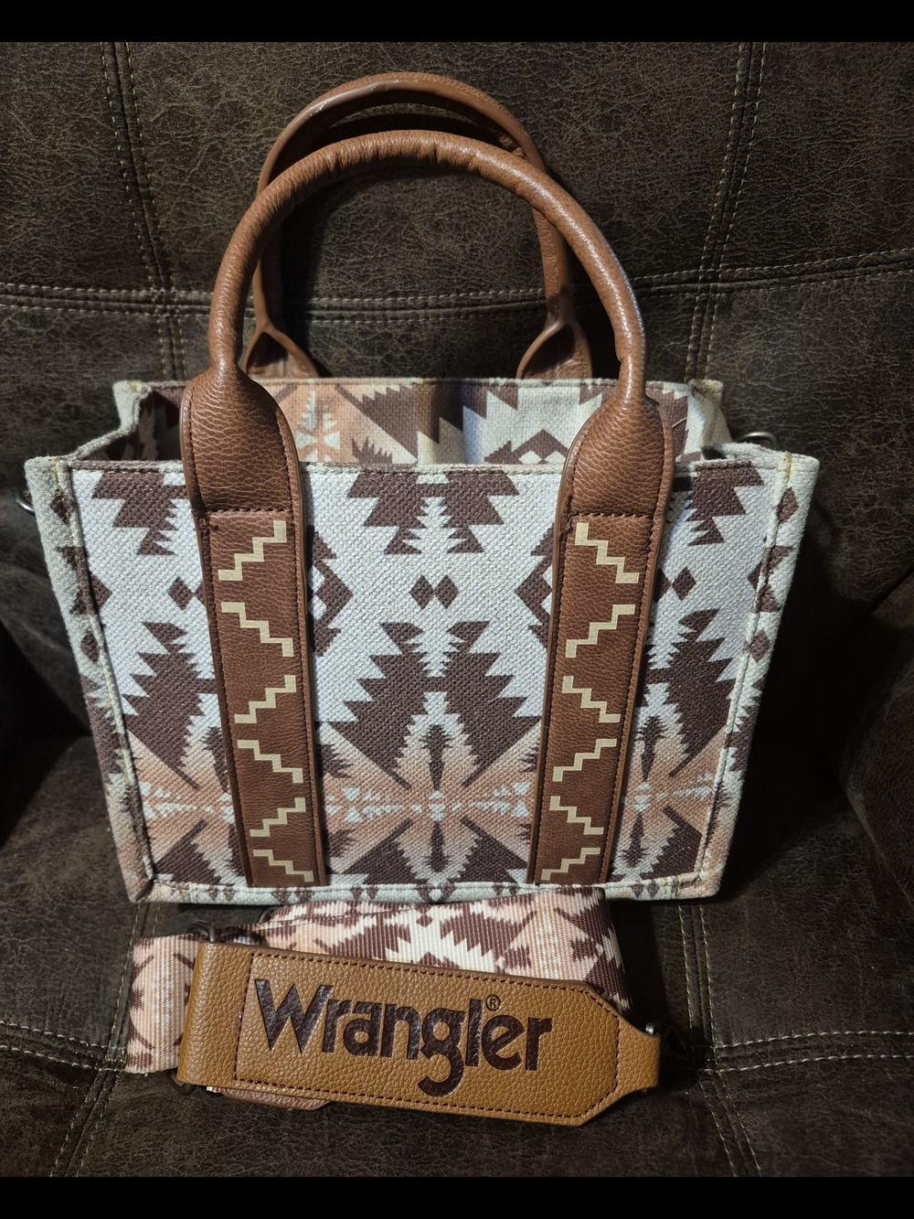 Wrangler Brown and Cream Aztec Tote with Leather Trim - Picture 2 of 4